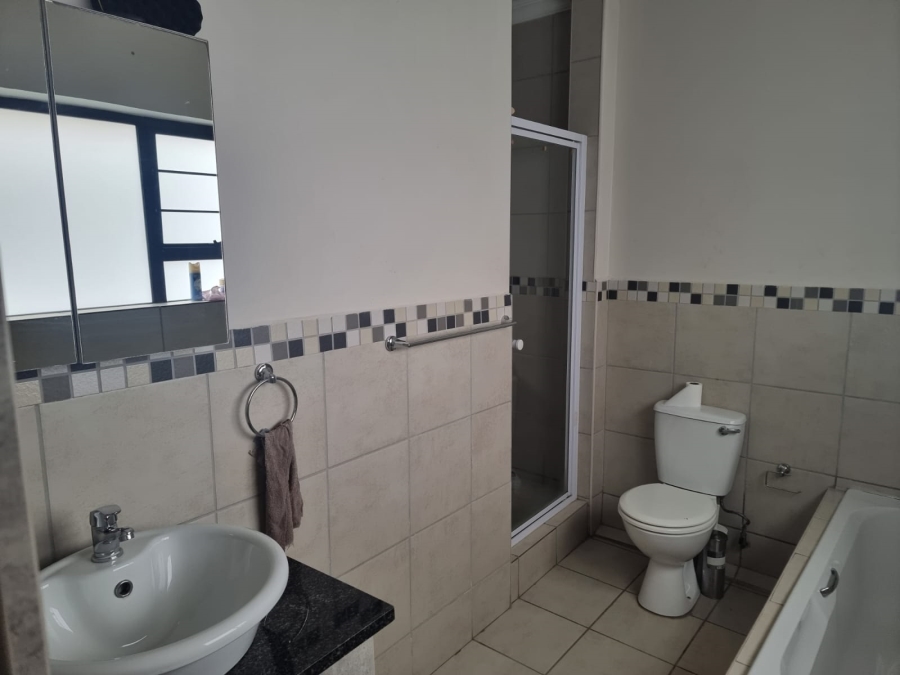 3 Bedroom Property for Sale in Waterval East North West
